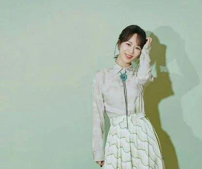 娱乐圈吃瓜杨紫李现,娱乐圈瓜田里的甜蜜果实