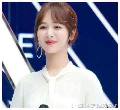 娱乐圈吃瓜鸡腿姐是谁,真相令人惊讶！